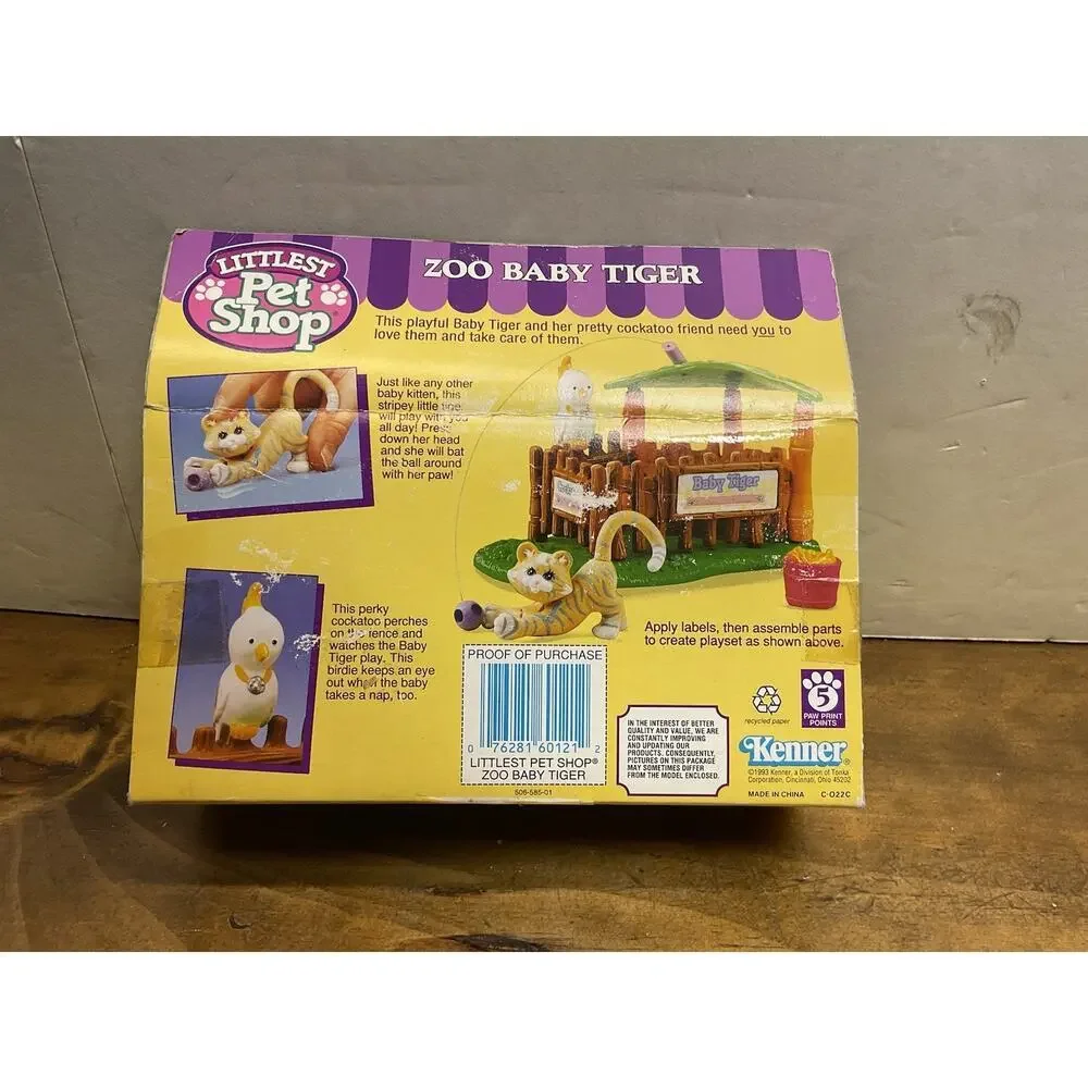 Vintage 1993 Kenner Littlest Pet Shop Zoo Baby Tiger Cockatoo LPS Set NIB